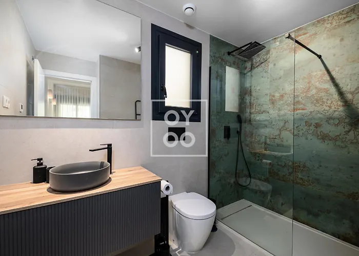 Apartman Amalia Garden Groundfloor Retreat, Heated Pool, Near And Sea, By Oyoostays *